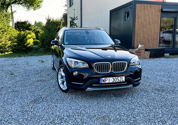 BMW X1 cena 49500 przebieg: 168200, rok produkcji 2013 z Piaseczno małe 781